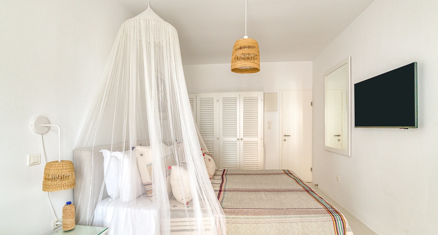 rooms-folegandros2